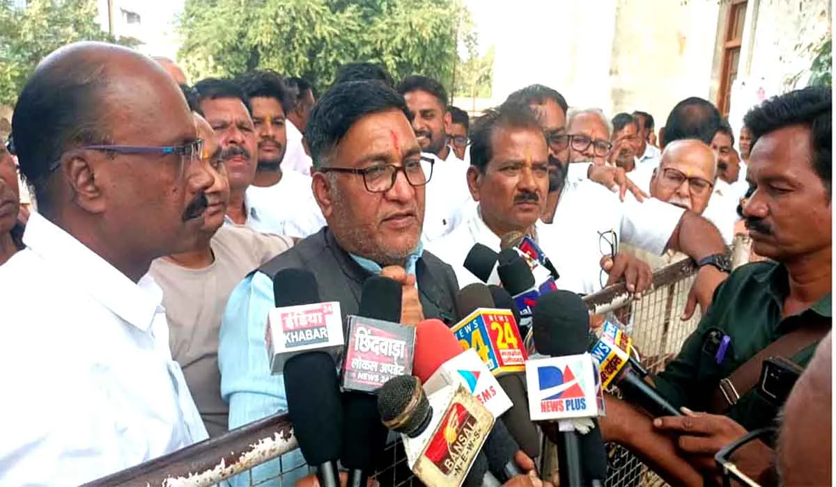 13 सूत्रीय मांगों को लेकर निकाली मोटरसाइकिल रैली