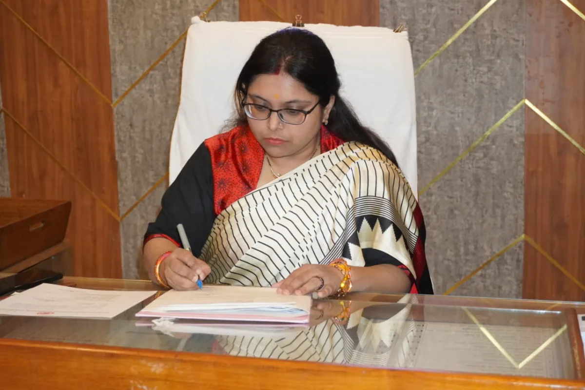 अंजू अरुण कुमार ने संभाली सिवनी जिले की कमान, मठ मंदिर में किया पूजन-अर्चन