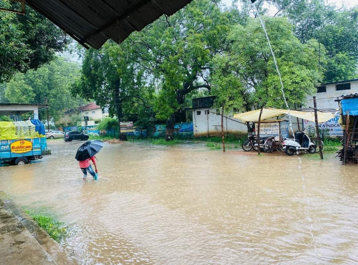 पांच घंटे में 6 इंच से अधिक बारिश, कई वार्डों में निर्मित हुई जल भराव की स्थिति