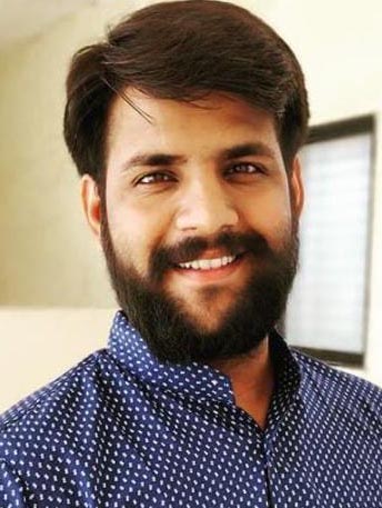 अनूप पाराशर सीए की परीक्षा में हुये सफल