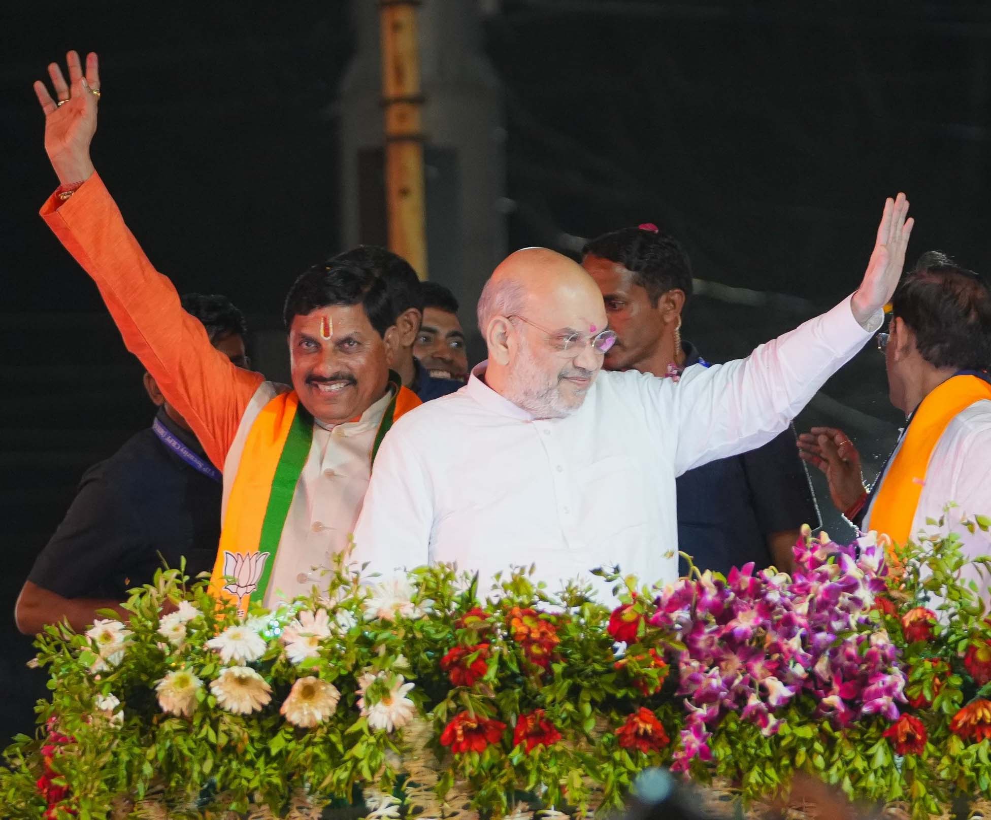 छिंदवाड़ा में अमित शाह का रोड शो, शहर भगवामय