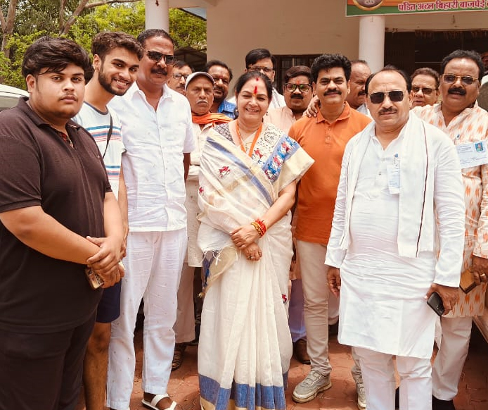 जिला भाजपा ने मंडला एवं बालाघाट लोकसभा क्षेत्र में शानदार जीत पर कार्यकर्ताओं को दी बधाई