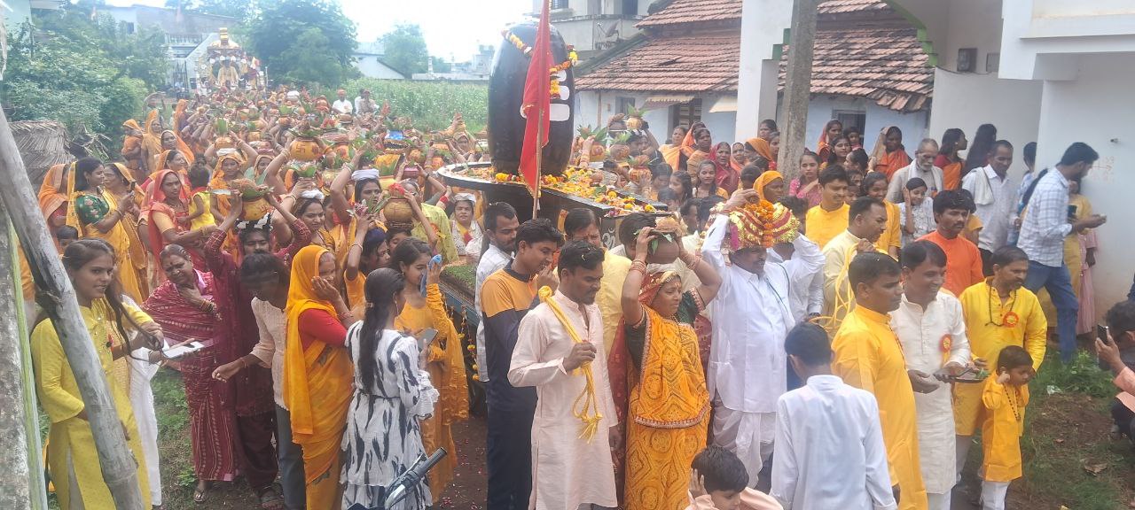हर्षोल्लास से मनाया गया विश्व आदिवासी दिवस