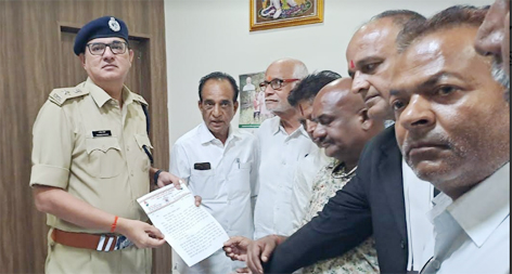 लोकतंत्र के चौथे स्तम्भ पर हमला व बिगड़ती कानून व्यवस्था नहीं सहेगी कांग्रेस- ओक्टे
