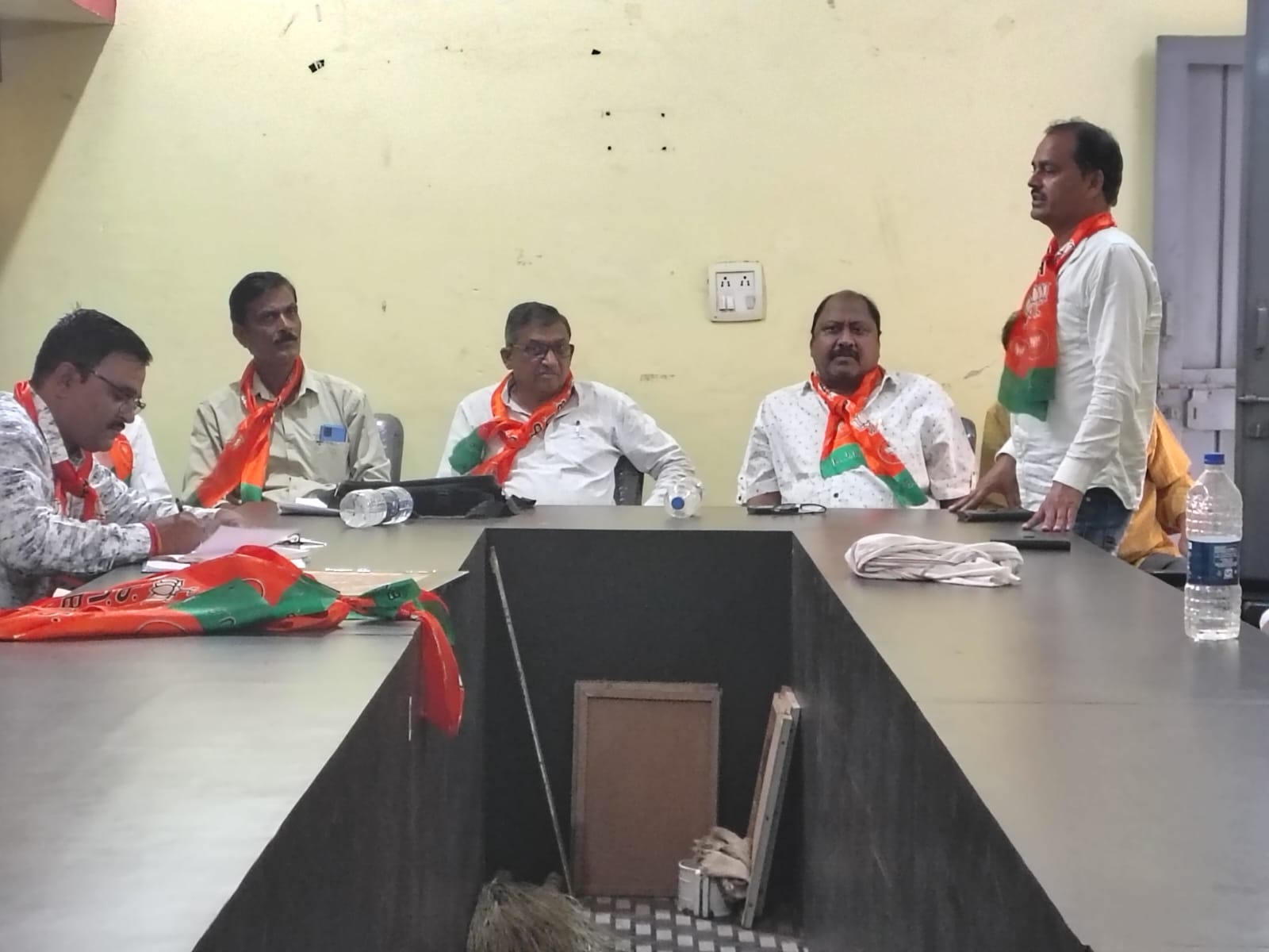 हर मंडल में कम से कम 100 एवं हर बूथ में 3 सक्रिय सदस्य अवश्य बनाये - संतोष अग्रवाल 