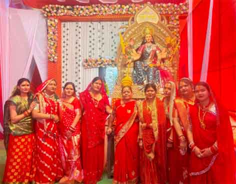श्री बड़ी माता मंदिर में नवरात्र नवरूप नवश्रृंगार साटिका महोत्सव की धूम  