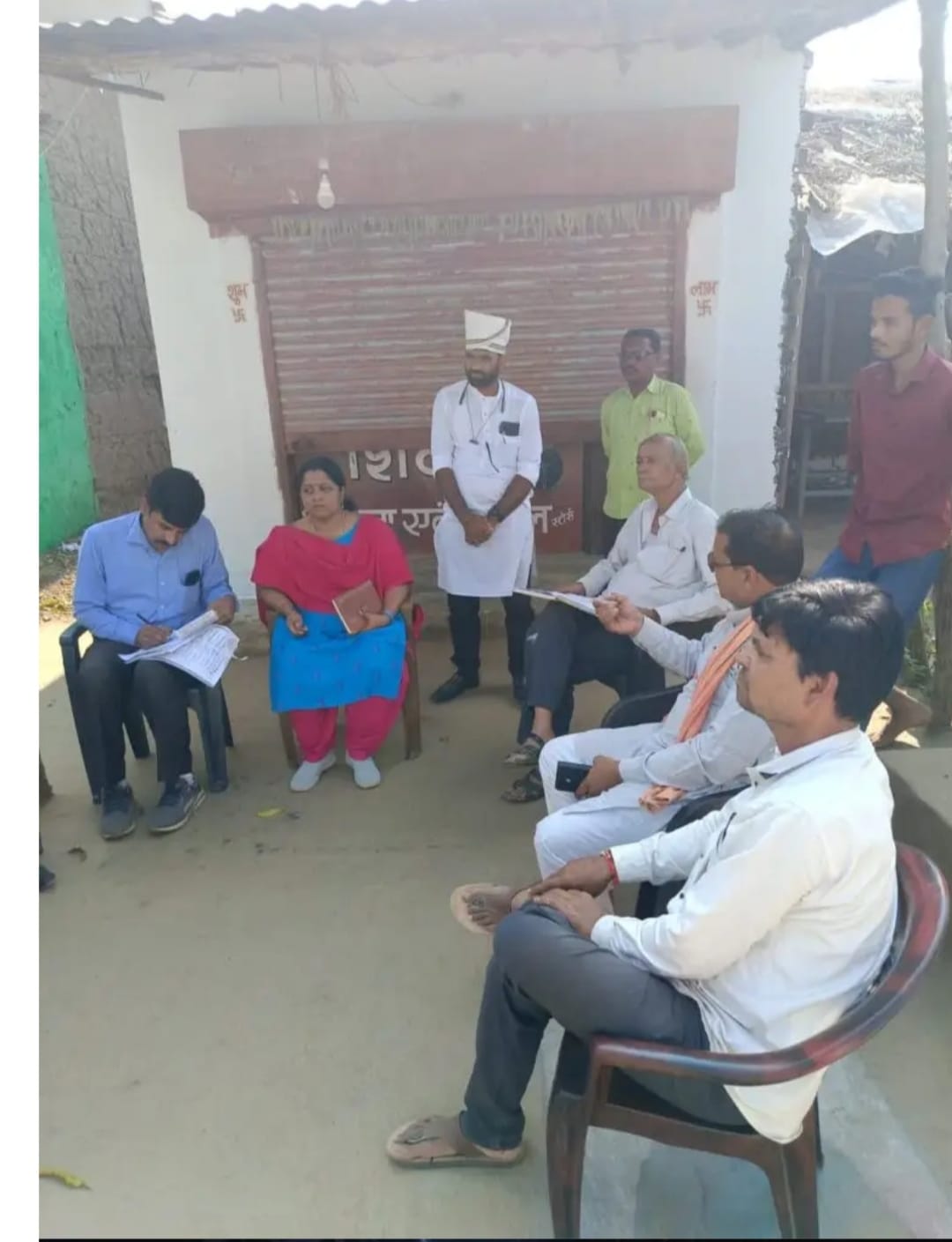उर्वरक की कालाबाजारी करने वाले प्रबंधक की हुई एफ. आई.आर.