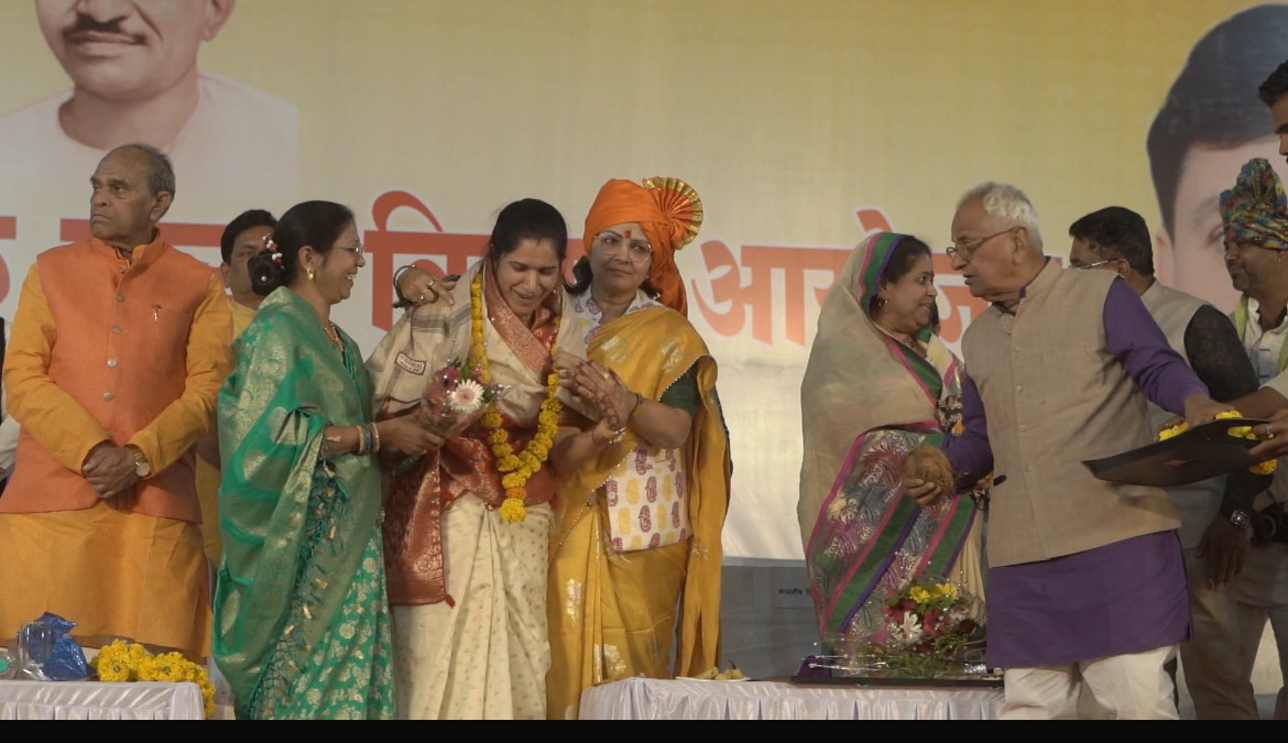 नपाध्यक्ष ने गाया स्वच्छता प्रेरक गीत 'स्वच्छ बालाघाट- सुंदर बालाघाट