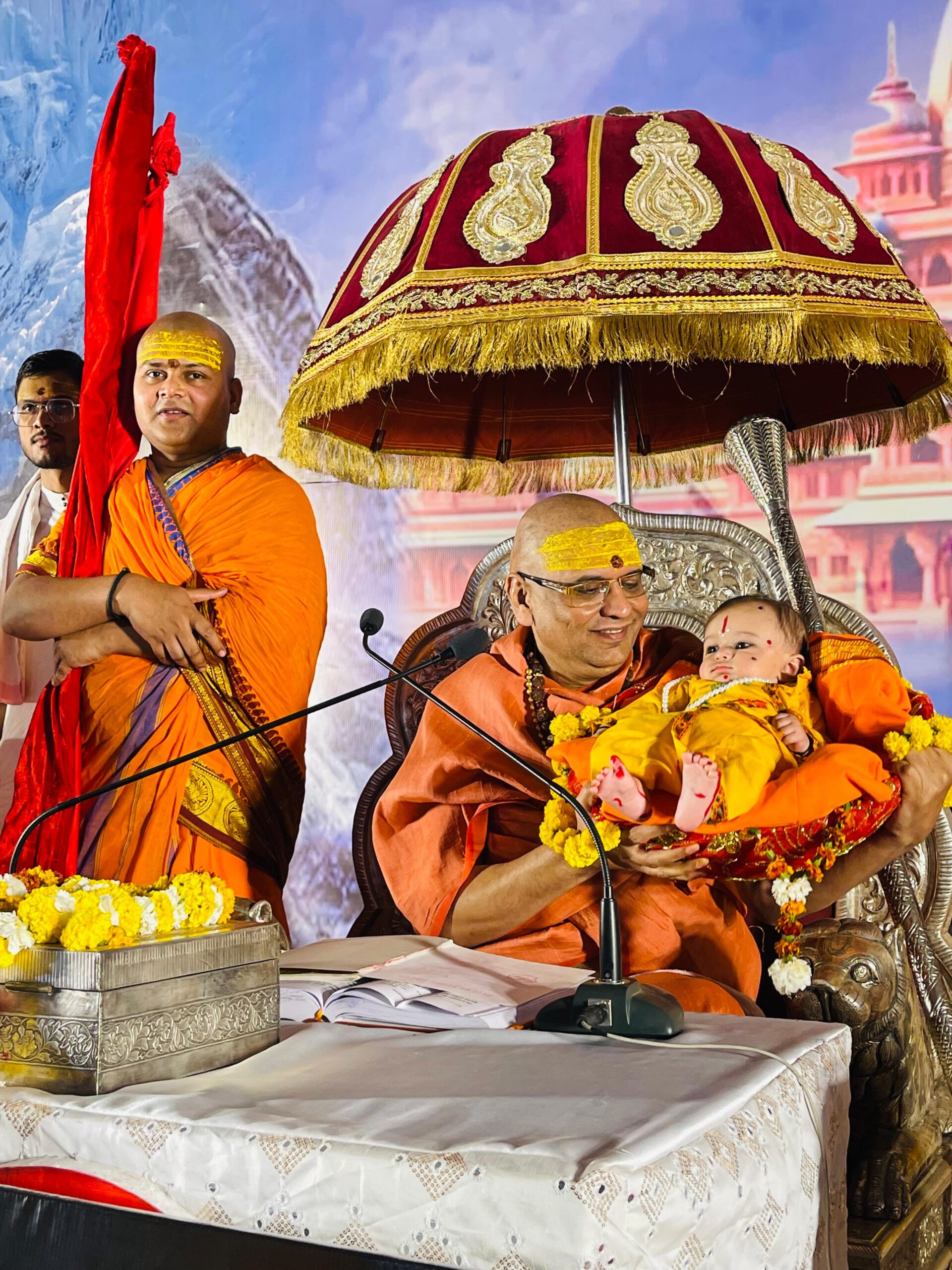 कृष्ण हमारी आत्मा के सबसे निकट है - स्वामी प्रज्ञानानंद जी महाराज