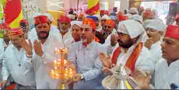 भाजपा जिलाध्यक्ष शेषराव यादव ने भगवान झूलेलाल की आरती कर आशीर्वाद लिया