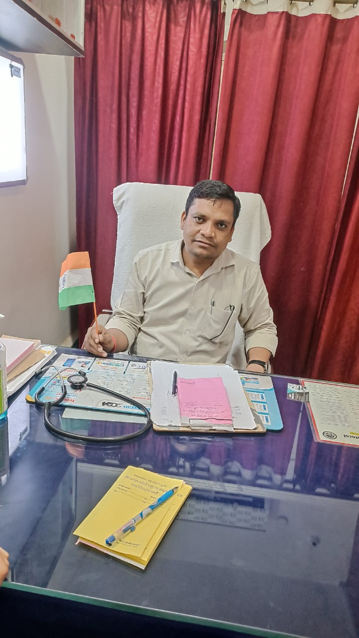 सर्पदंश की स्थिति में अस्पताल में कराएं इलाज, न करें झाड़-फूंक – डॉ. टी.एस. इनवाती