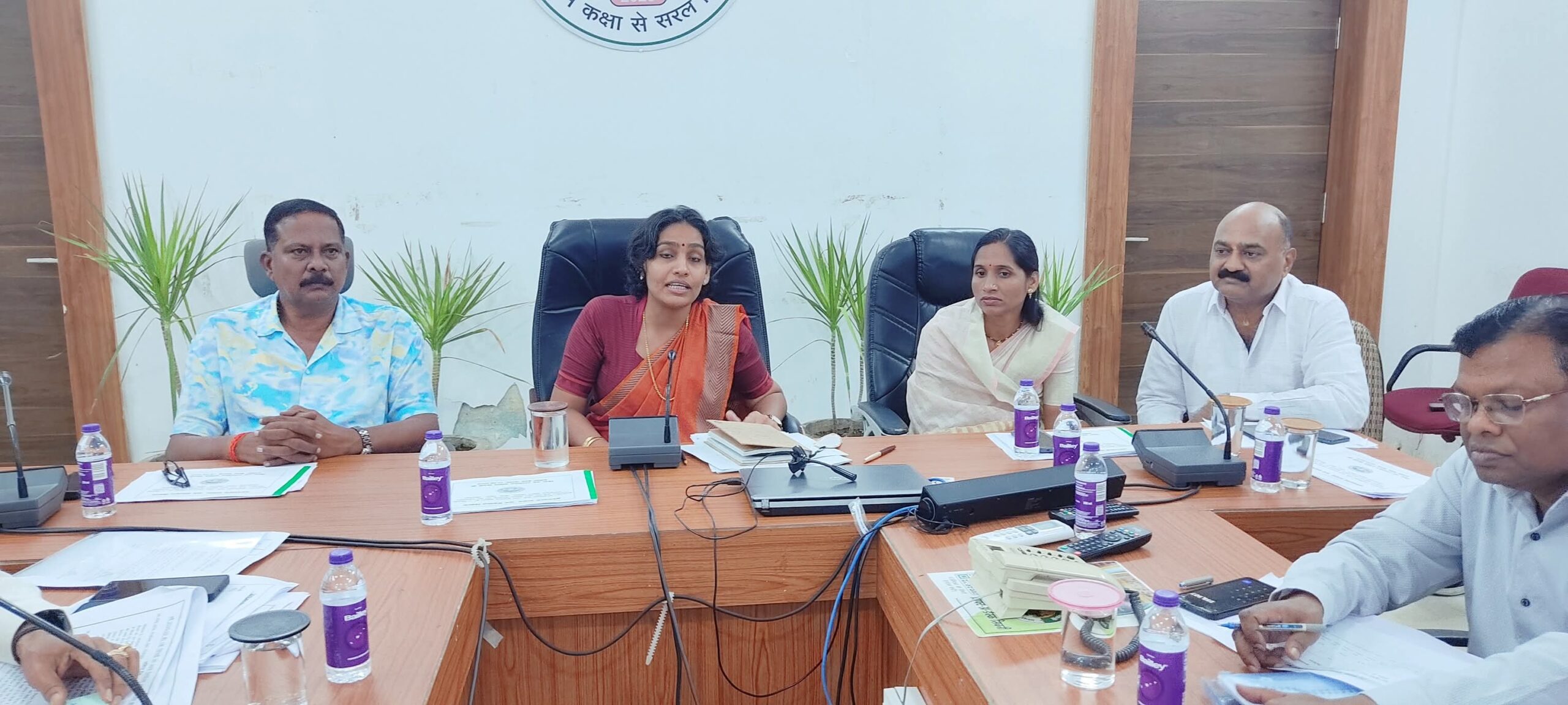 कलेक्टर संस्कृति जैन ने दिए सख्त निर्देश – नहरों की मरम्मत, साफ-सफाई व अनधिकृत जल दोहन पर होगी कड़ी कार्रवाई