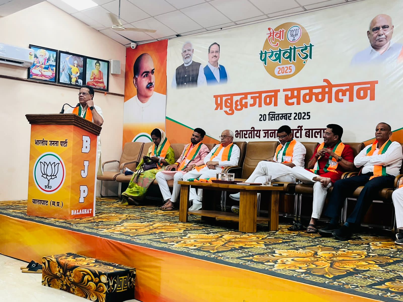 “समाज के अंतिम व्यक्ति तक विकास योजनाओं का लाभ पहुँचाना हमारा संकल्प” – नरेश दिवाकर