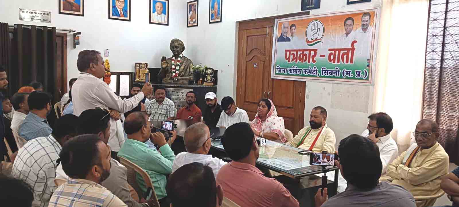 कैलाश विजयवर्गीय का बयान घटिया मानसिकता का परिचायक : अनुभा मुंजारे