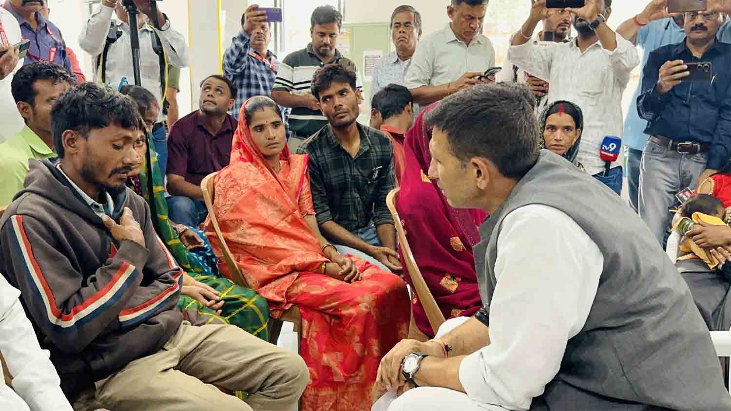कफ सिरप विवाद: कांग्रेस ने सरकार को घेरने कसी कमर, विपक्ष ने लगाया गंभीर आरोप