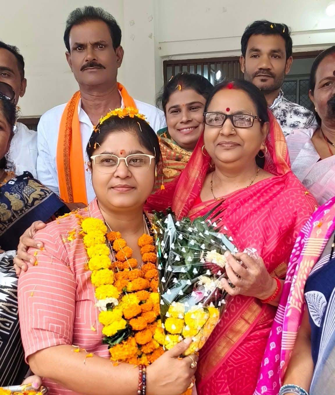 मध्यप्रदेश पिछड़ा वर्ग आयोग की सदस्य श्रीमती मौसम बिसेन का सिवनी में भव्य स्वागत, कार्यकर्ताओं में उत्साह