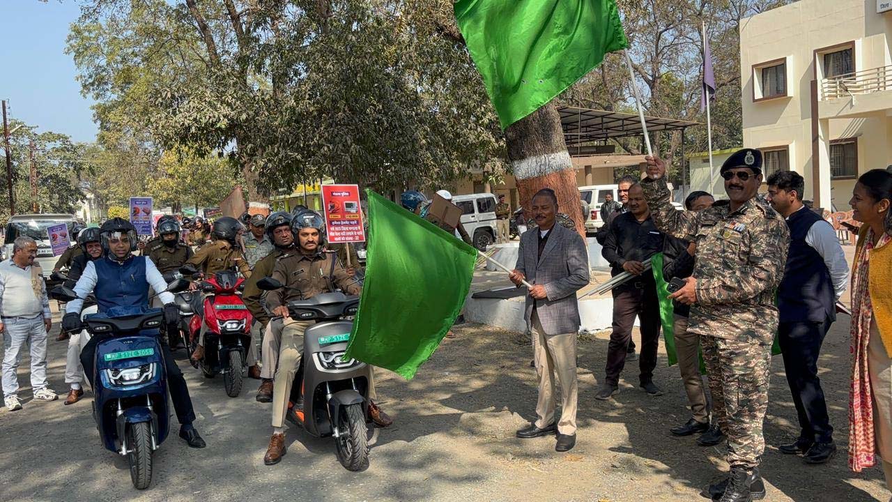 यातायात जागरूकता की मिसाल