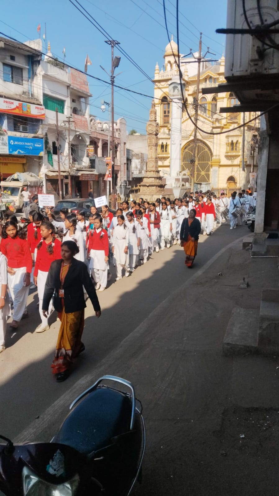जोश, अनुशासन और राष्ट्रभक्ति का अद्भुत दृश्य: विवेकानंद जयंती पर सिवनी में भव्य पथ संचलन