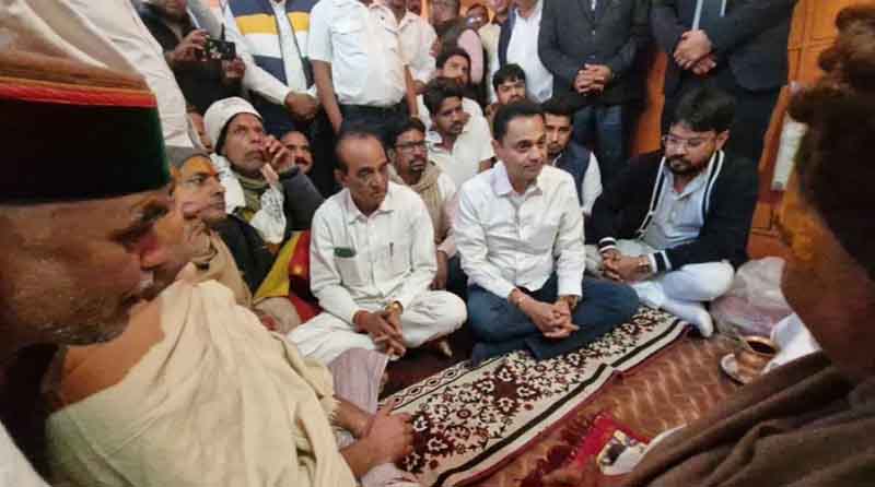 श्री श्री 1008 गरीबदास जी महाराज को नकुलनाथ ने नम आंखों से दी श्रद्धांजलि