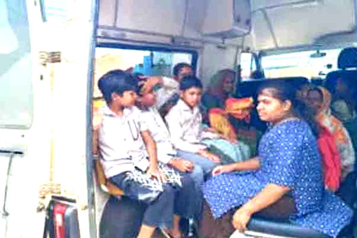 कुएं में जहर का खेल? 80 ग्रामीण बीमार, सल्फास मिलाने की आशंका से हड़कंप