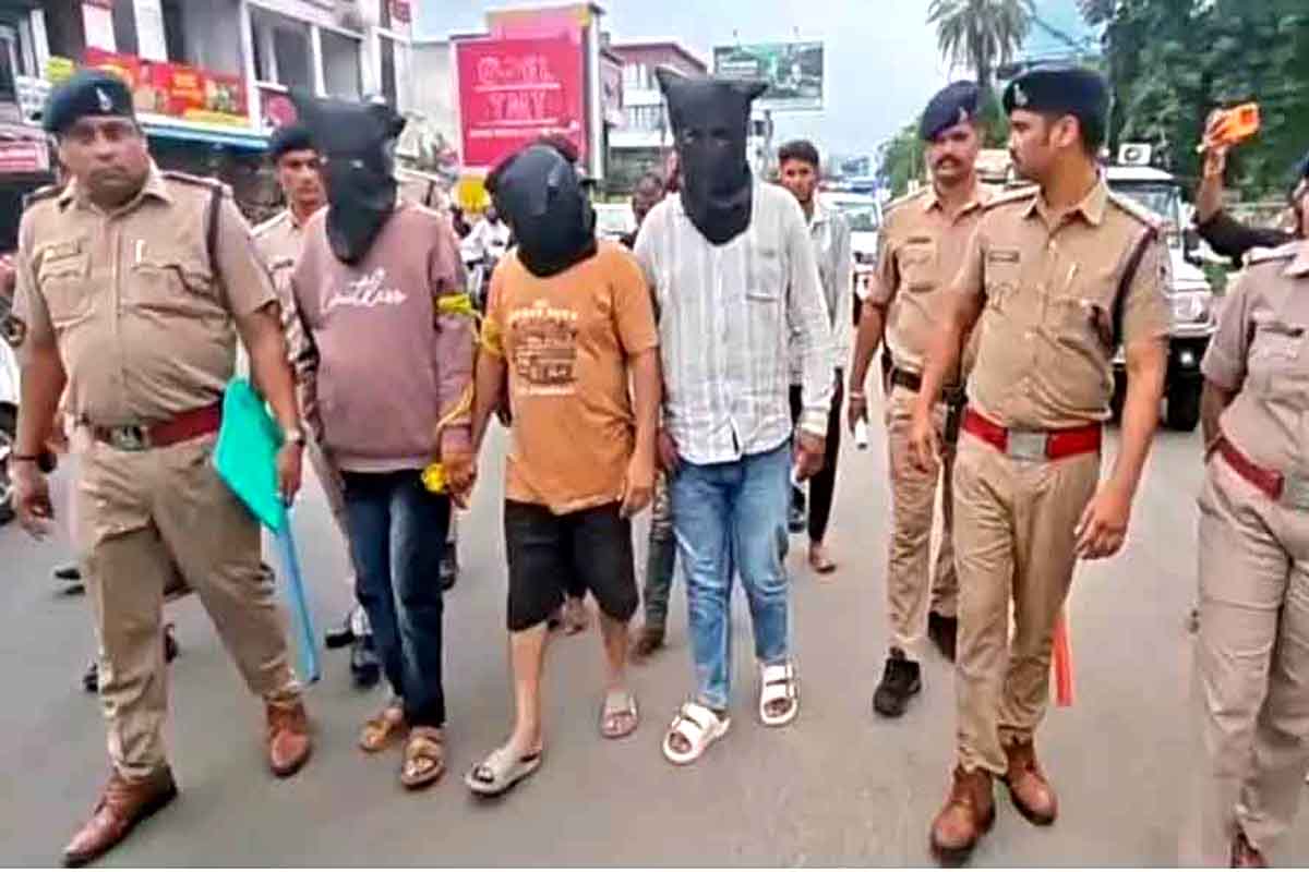 छिंदवाड़ा में हनीट्रैप गिरोह का पर्दाफाश, दो महिलाओं समेत पांच गिरफ्तार