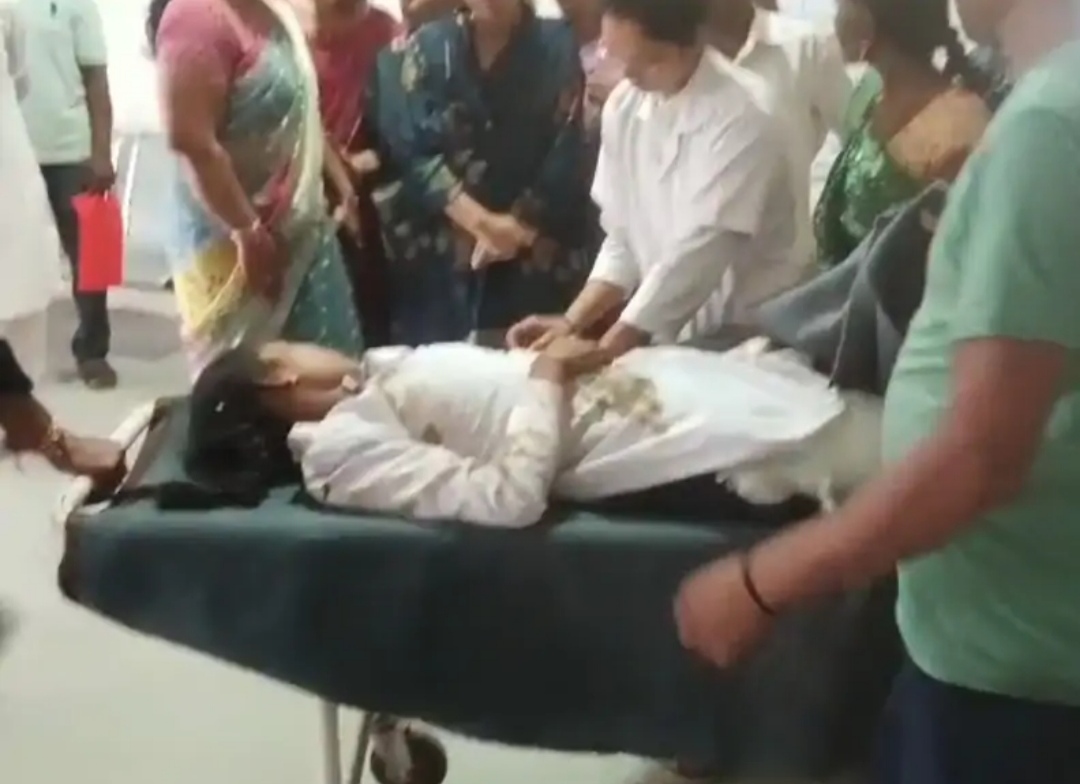 सिवनी में स्कूल जा रही 16 वर्षीय छात्रा को बस ने मारी टक्कर, टायर की चपेट में आने से घायल