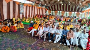 अपने बच्चे को जो संस्कार नही दे सकते उन्हें माता पिता कहलाने का अधिकार नहीं - प्रज्ञानानंद - Seoni News