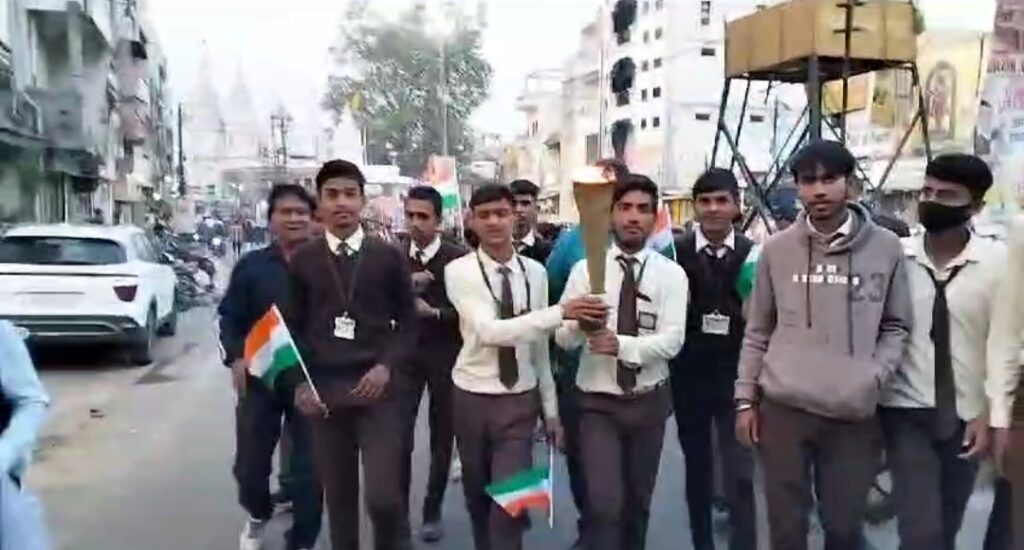 सायकल आँन का प्रमोशऩ एवं शहीद राकेश को दी श्रद्धांजली - Seoni News