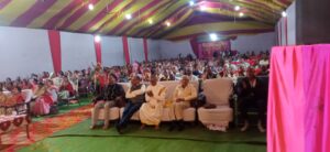 विषाद से प्रसाद की ओर ले जाने वाला ग्रंथ है भगवत गीता - गीता मनीषी निर्विकल्प स्वरूप जी - Seoni News