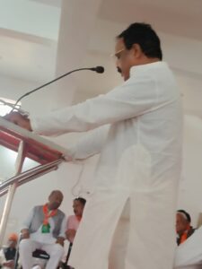 कांग्रेस ने संविधान का स्वार्थपूर्ण उपयोग किया और भाजपा ने इसे पवित्र ग्रंथ मानकर पूजा - आशीष दुबे - Seoni News