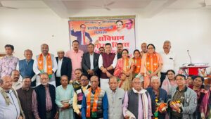 कांग्रेस ने संविधान का स्वार्थपूर्ण उपयोग किया और भाजपा ने इसे पवित्र ग्रंथ मानकर पूजा - आशीष दुबे - Seoni News