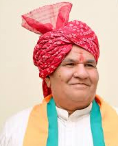 सिवनी यशो:- सिवनी जिले के गणतंत्र दिवस पर आयोजित मुख्य समारोह में प्रदेश शासन के राजस्व मंत्री एवं जिले के प्रभारी मंत्री करण सिंह वर्मा द्वारा ध्?वजारोहण किया जाएगा। गणतंत्र दिवस का मुख्य समारोह जिला मुख्यालय के स्?टेडियम ग्राउंड में आयोजित होगा। मुख्य अतिथि प्रात: 08.58 बजे मुख्य कार्यक्रम स्थल पहुंचकर प्रात: 9 बजे ध्वजारोहण करेंगे। मुख्य अतिथि द्वारा परेट के निरीक्षण उपरांत मुख्यमंत्री डॉ. मोहन यादव के संदेश का वाचन किया जायेगा। इस अवसर पर परेट द्वारा मार्च पास्ट का प्रदर्शन करने के साथ ही स्कूली छात्र-छात्राओं द्वारा सांस्कृतिक कार्यक्रम किये जायेंगे।