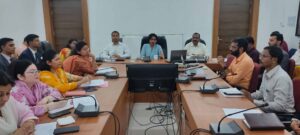 कलेक्टर ने लापरवाह अधिकारियों पर किया अर्थदंड अधिरोपित - Seoni News