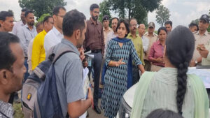 नवीन कर्माझिरी ग्राम विस्थापित परिवारों के लिये गति पकड़ रहा है  - Seoni News