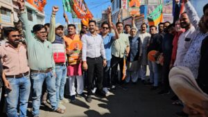 दिल्ली विधानसभा चुनाव में भाजपा की प्रचंड जीत पर भाजपा कार्यालय,पंडित दीनदयाल चौक में विजय उत्सव मनाया - Seoni News