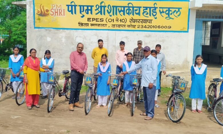 ग्राम पंचायत सरपंच के मुख्य आतिथ्य में संपन्न हुआ कार्यक्रम