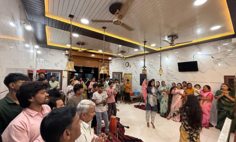 यहाँ भक्ति के साथ समाज जागरूकता का चल रहा अभियान