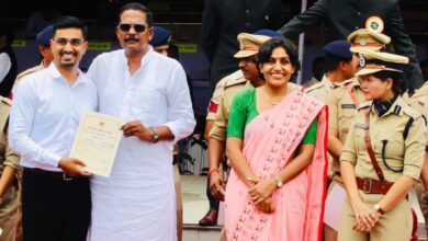 अविस्मरणीय मिलन: 9 साल बाद मानसिक रूप से विक्षिप्त केशव को मिला अपना परिवार, छपारा के प्रदुम ठाकुर को स्वतंत्रता दिवस पर सम्मानित