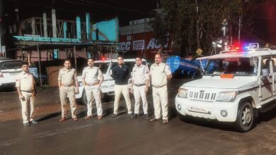 सिवनी पुलिस का नाइट कांबिंग ऑपरेशन – वारंटियों की गिरफ्तारी और संदिग्धों की चेकिंग"