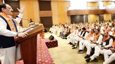 "जेपी नड्डा जबलपुर भाजपा संभागीय बैठक 2025 में संबोधित करते हुए"