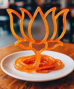 बिहार चुनाव में भाजपा–एनडीए की जीत पर सिवनी भाजपा कार्यालय में कार्यकर्ताओं द्वारा मनाया गया जश्न