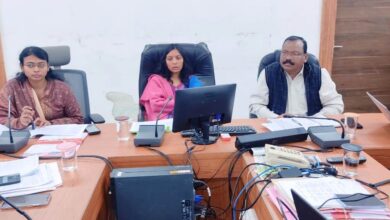 सिवनी कलेक्ट्रेट में कलेक्टर शीतला पटले की अध्यक्षता में राजस्व विभाग की समीक्षा बैठक