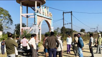 भटेखारी सिवनी में जल जीवन मिशन की असफल योजना और फटी पाइपलाइन