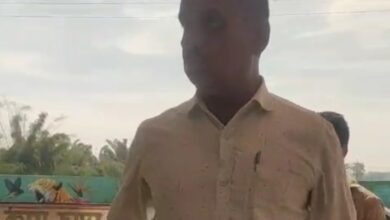 वर्दी की गुंडागर्दी: 10 रुपये की पर्ची पर तीन मिनट तक गाली-गलौज, पुलिस को दी गई वीडियो सहित शिकायत - Seoni News
