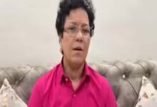 Gulabi Gang Protest Against Liquor Policy Madhya Pradesh