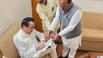 Prem Narayan Bareshwa Joins Congress in Presence of Kamal Nath Nakul Nath