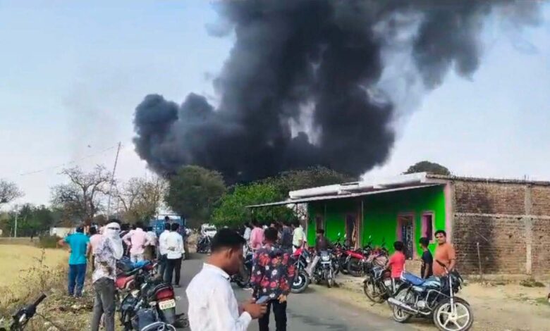 कान्हीवाड़ा आग गैस गोदाम के पास भीषण आग गैस सिलेंडर गोदाम के पास बड़ा हादसा टला