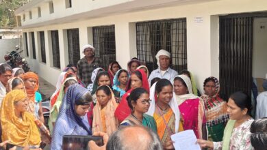 मंडला जंगल कटाई मामला - मोहगांव प्रोजेक्ट में जंगल कटाई के विरोध में ग्रामीण