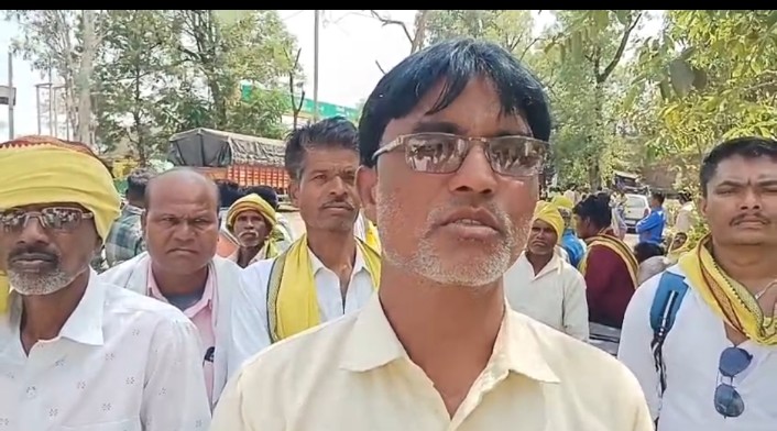 Bundol Illegal Liquor Seoni - Villagers protest against