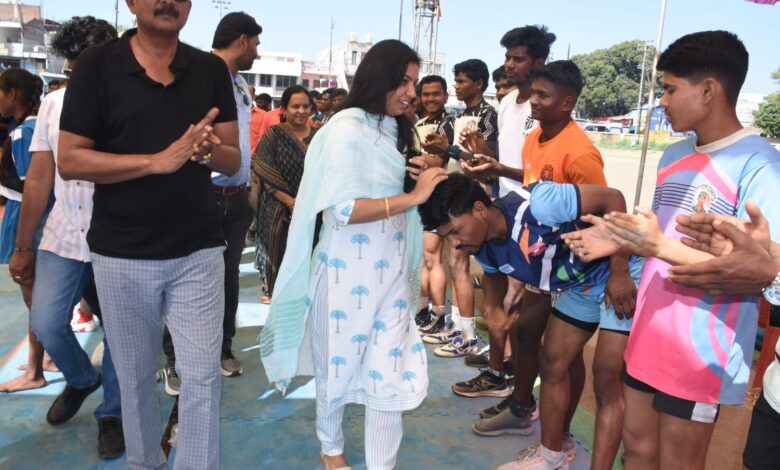 Seoni Kabaddi Competition Winners MLA Dinesh Rai Munmun